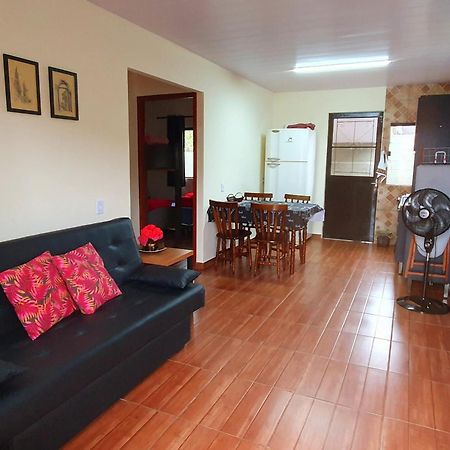 Proximo A Av Das Cataratas - Ar Condicionado - Estacionamento Privado ฟอสดูอีกวาซู ภายนอก รูปภาพ