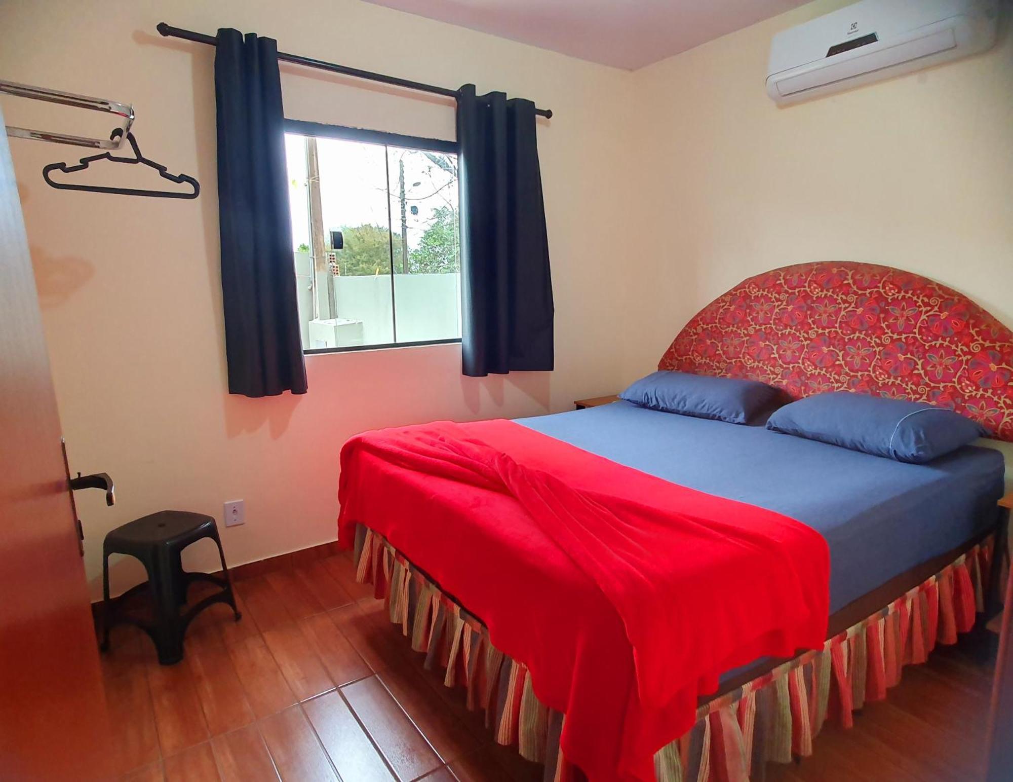 Proximo A Av Das Cataratas - Ar Condicionado - Estacionamento Privado ฟอสดูอีกวาซู ภายนอก รูปภาพ